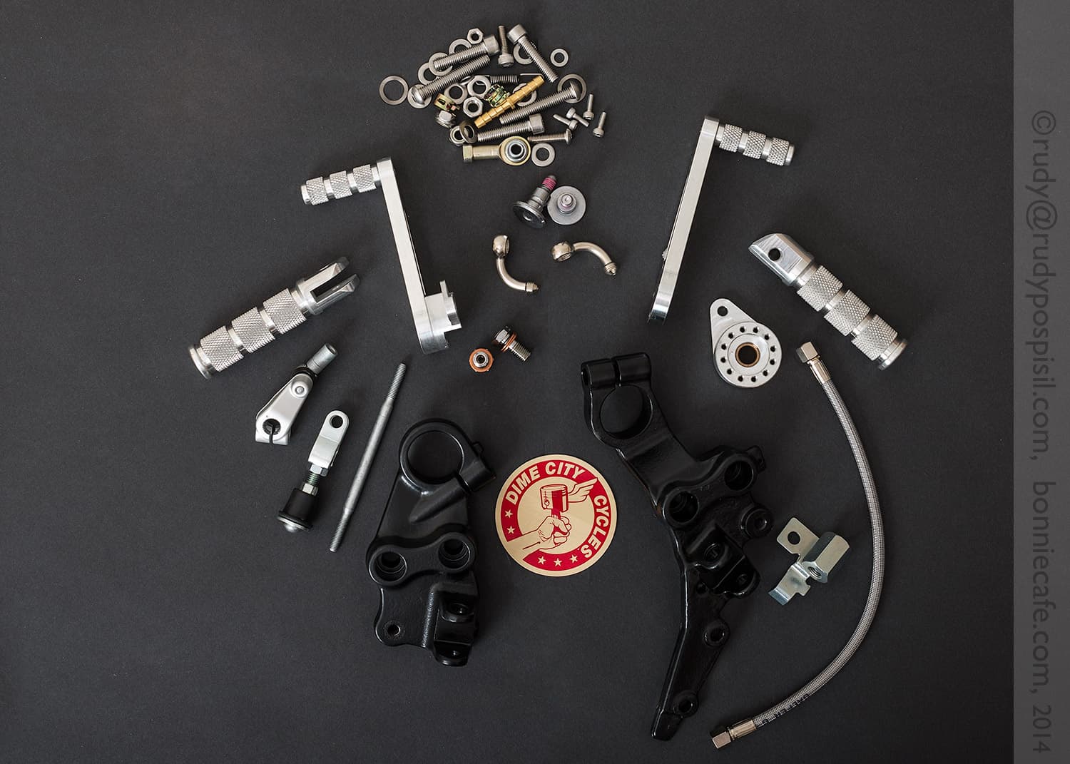 BONNIE MOD #5 Dime City Cycles Rear Set